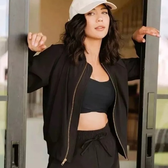 Albion Fit Bomber Jacket Gray - Picture 1 of 7